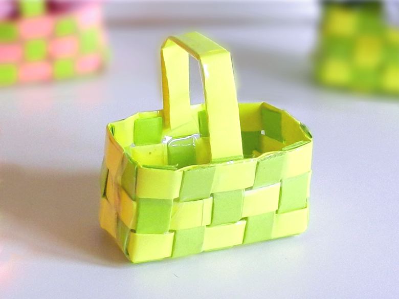 Woven paper gift basket