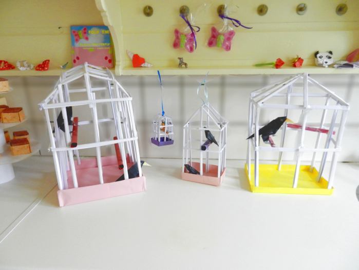 Paper birdcage