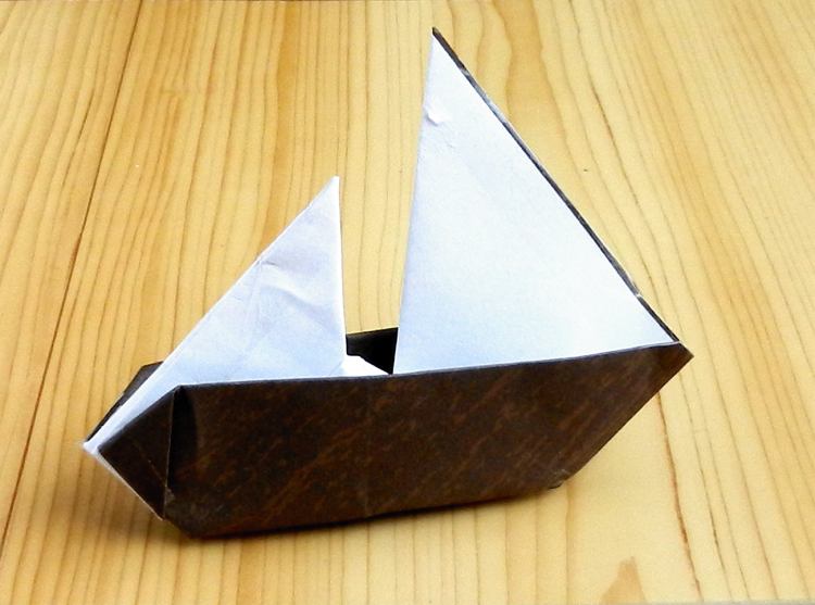 Origami boat