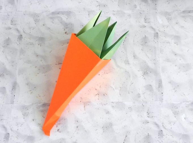 Origami Carrot Gift Box