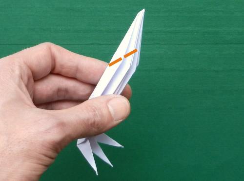 het skelet van een dinosaurus maken met papier