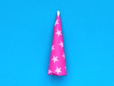 origami fairy hat with star-pattern