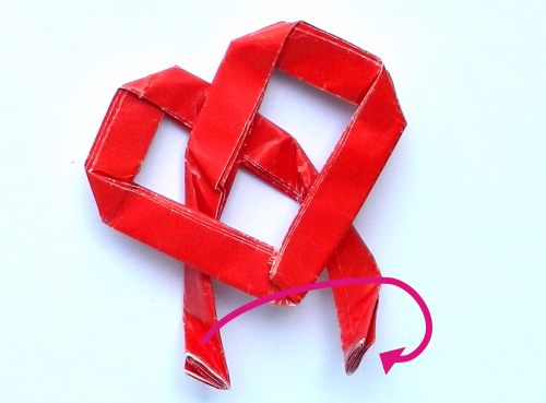 Make a paper Origami Heart Shaped Paper Clip