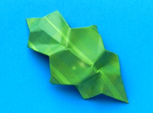 Origami holly leaf