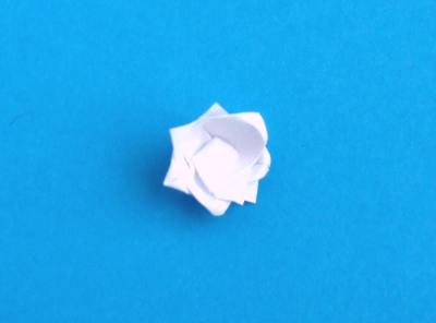 Klein Origami bloemetje
