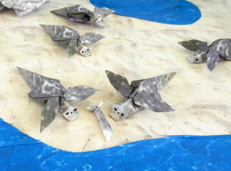 Zelfgemaakte papier kunst zeehondjes