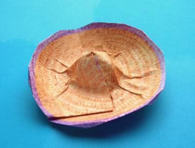 origami sombrero