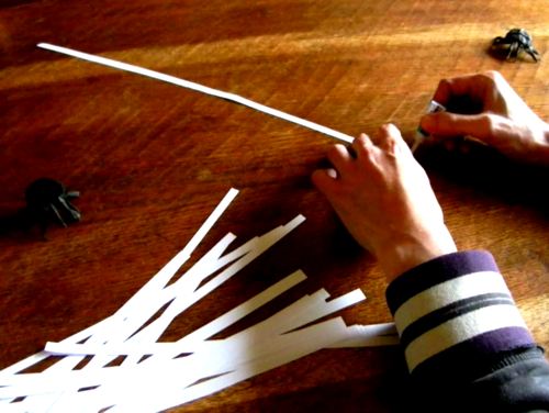 how to make a paper spiderweb