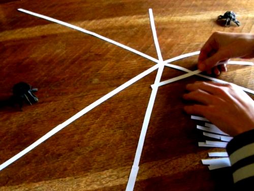 how to make a paper spiderweb
