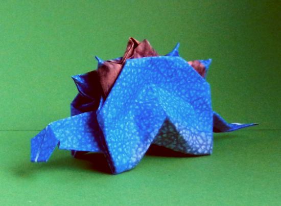 origami stegosaurus