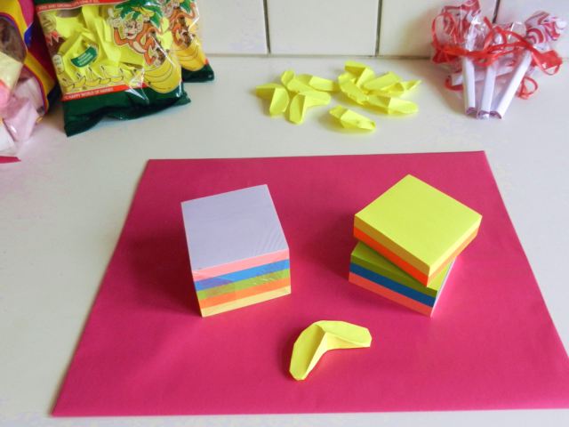 Sticky Note Origami Banana Candy