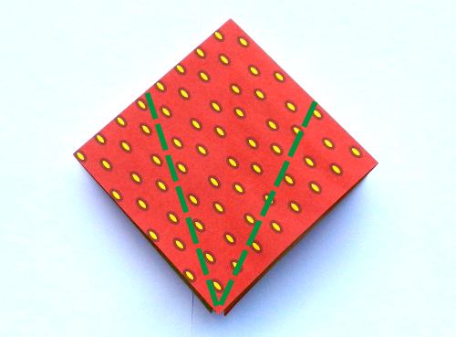 een doosje in de vorm van een aardbei knutselen