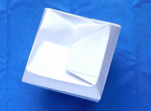 Een vaas van papier maken