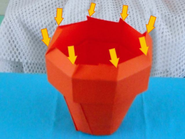 Origami bloempot maken