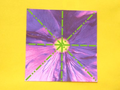 paars knutselpapier voor een Violet bloem