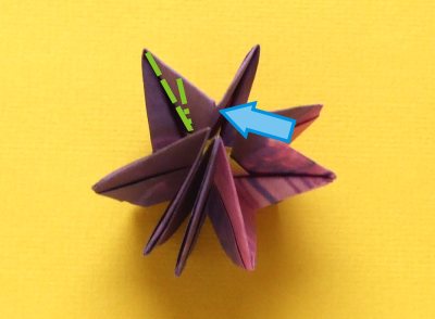 diagrams for folding an origami violet flower