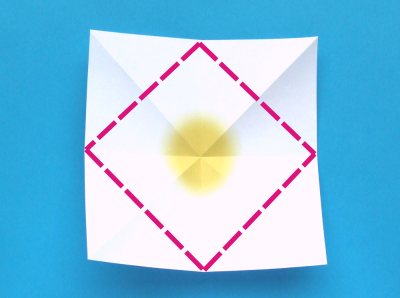Een Origami Waterlelie vouwen