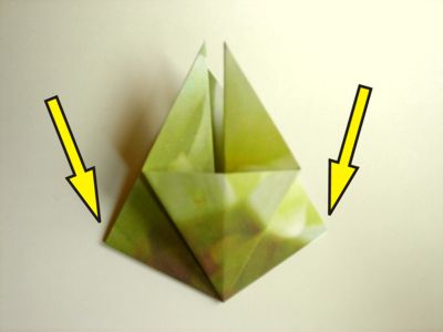 diagrammen voor een wit origami bloemetje