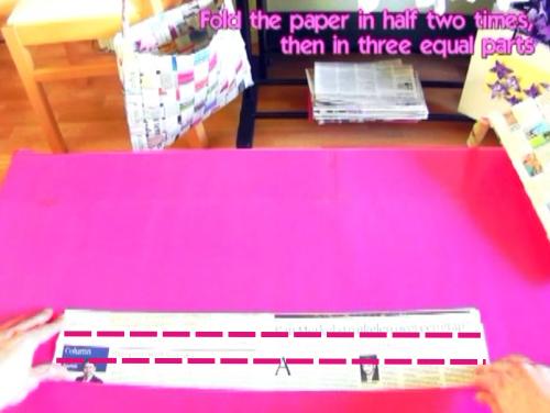 Make a woven newspaper bag