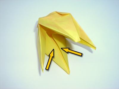 origami diagrammen van een geel bloemetje