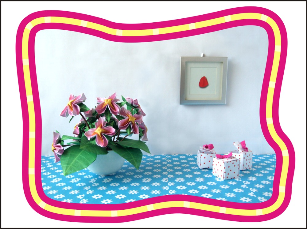 free printable card with cute pink origami flowers on the table