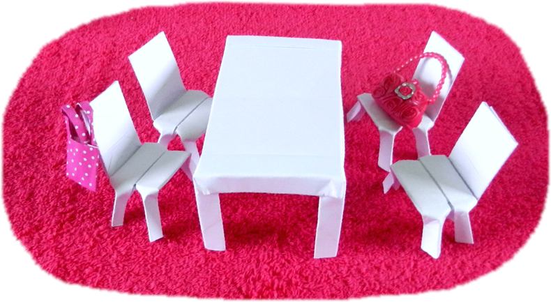 Origami tafel en stoelen