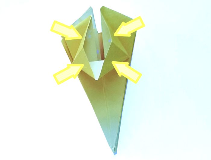 Fold an Origami Amaryllis