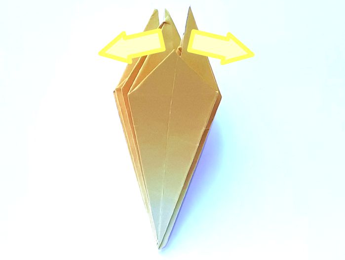 Fold an Origami Amaryllis