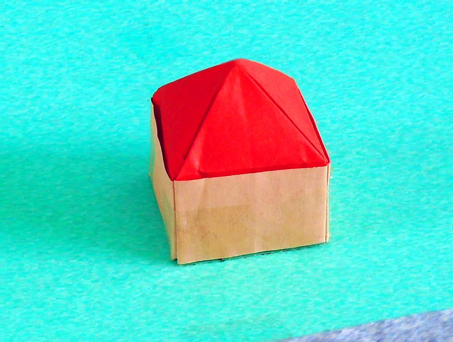 Origami huisje