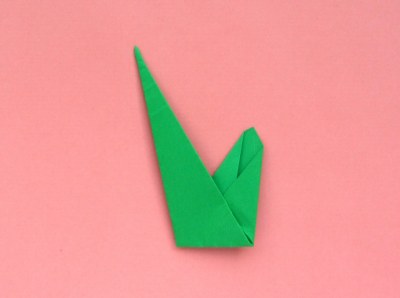 stem with leaf of a flat origami tulip