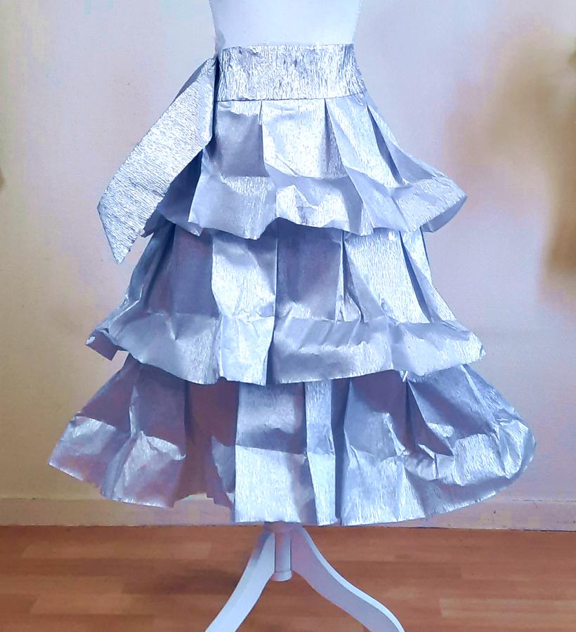 Laagjes rok van crepepapier