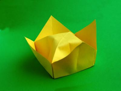 yellow origami crown