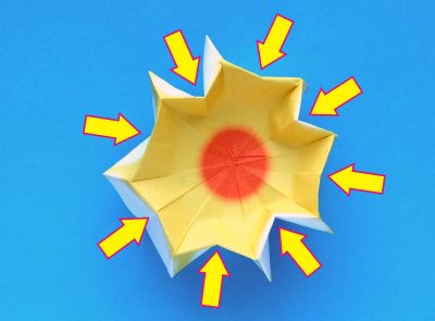 Fold an Origami Daffodil