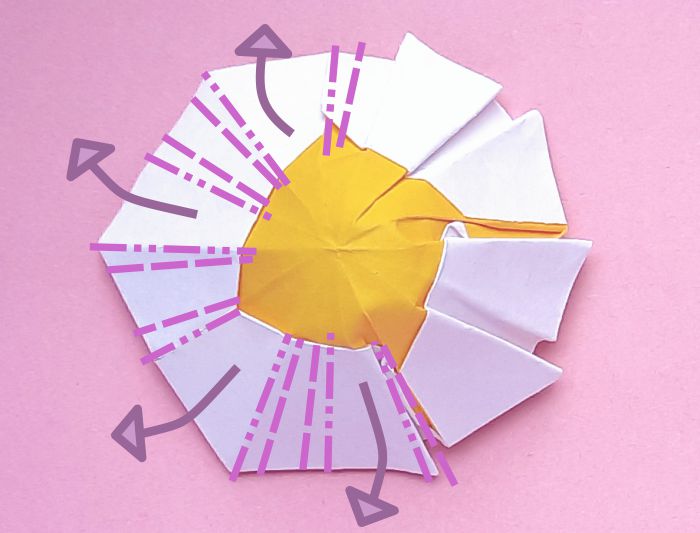 Make Origami Daisy flowers