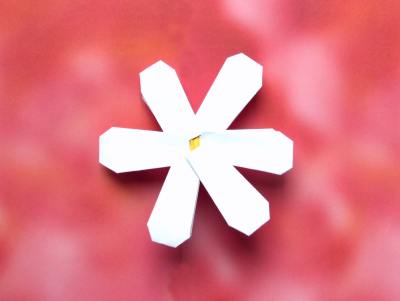 a kirigami daisy
