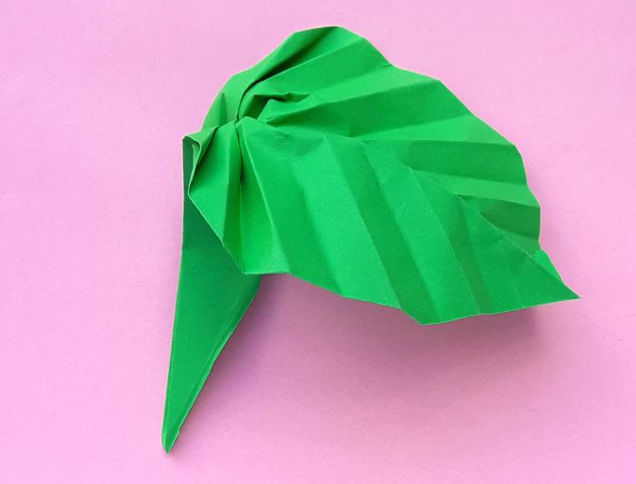 Origami Foxglove Leaf