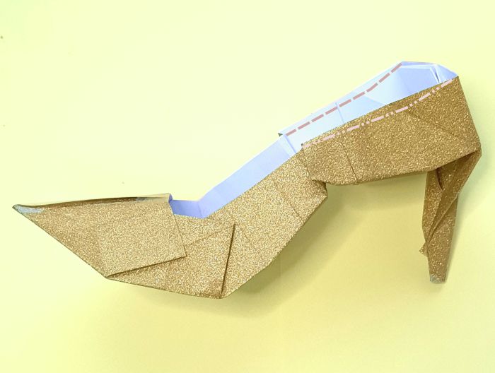 Origami hoge hakken vouwen