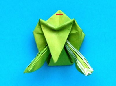 zelf een springende origami kikker maken