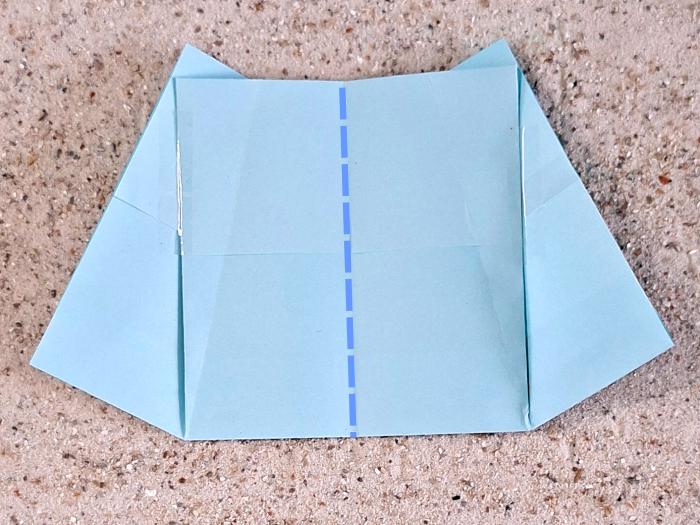 Origami poppenjurk maken