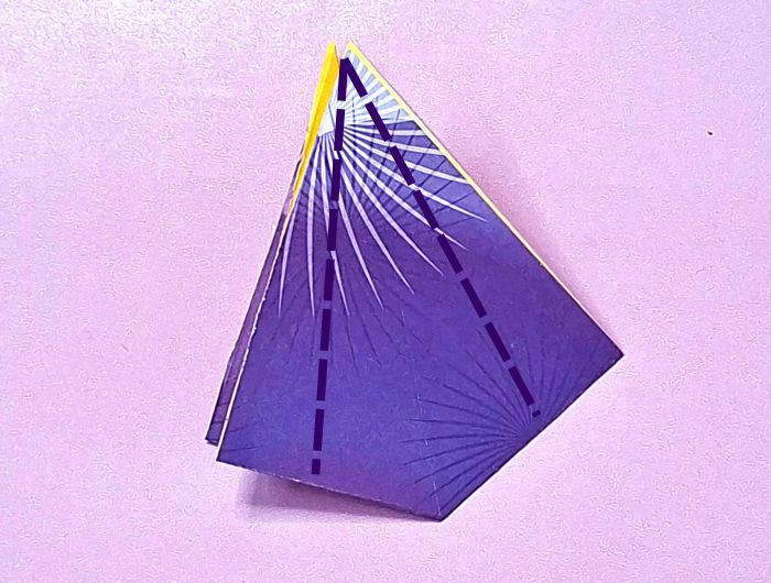 Origami bloemenjurk maken