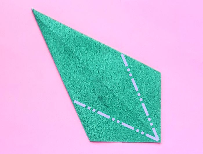 Make pink paper glitter flowers