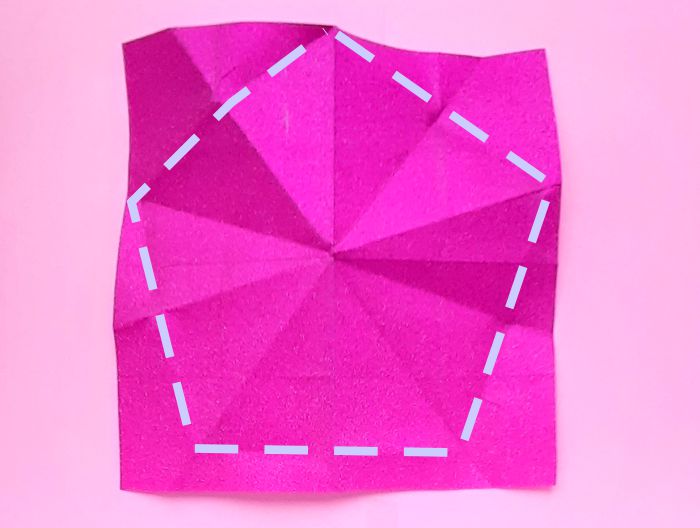 Make pink paper glitter flowers