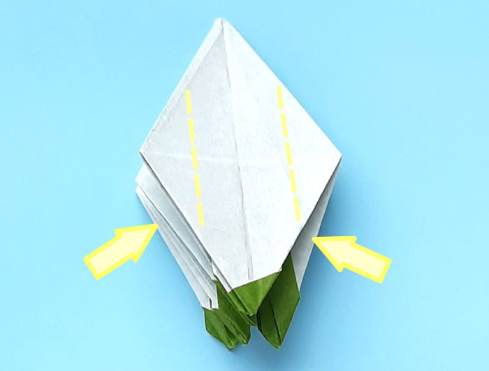 Make paper Snowflake Flowers Make paper Snowflake Flowers