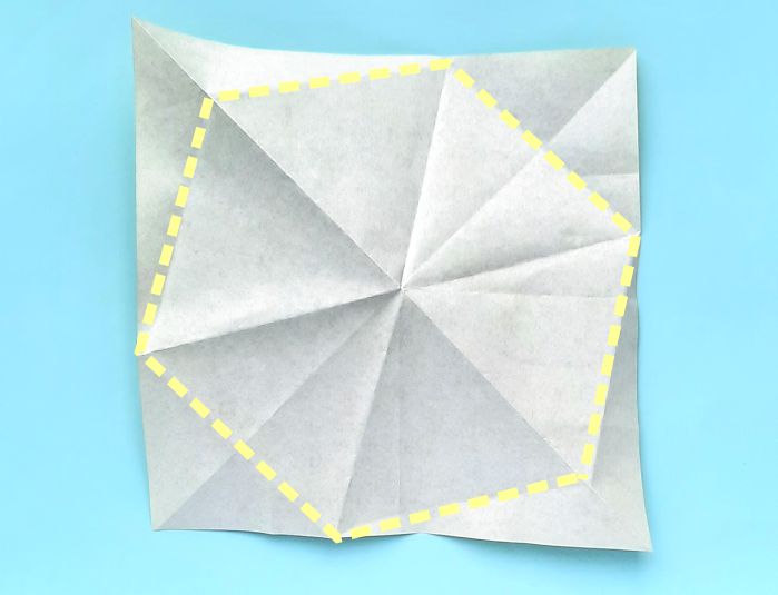 Make paper Snowflake Flowers Make paper Snowflake Flowers