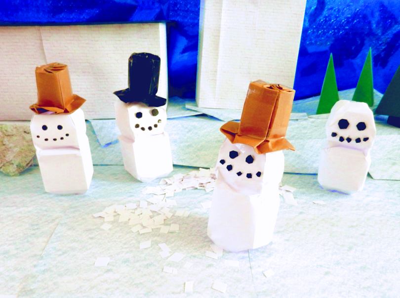 Origami sneeuwpoppen