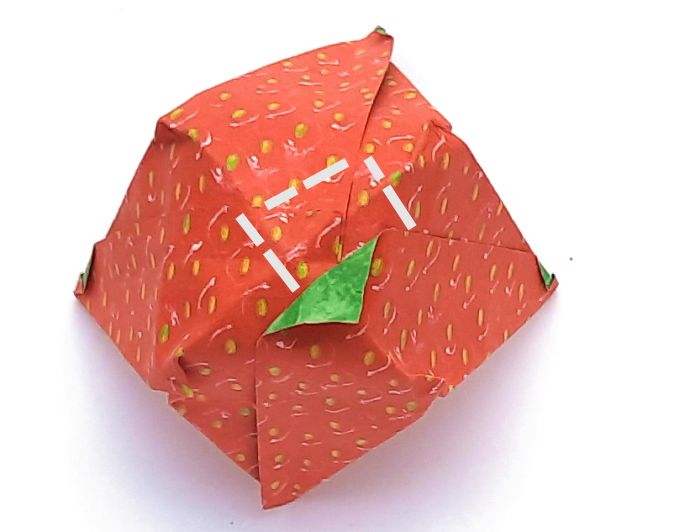 Origami aardbei maken