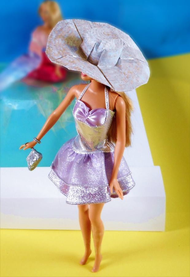 Barbie met zomerhoedje