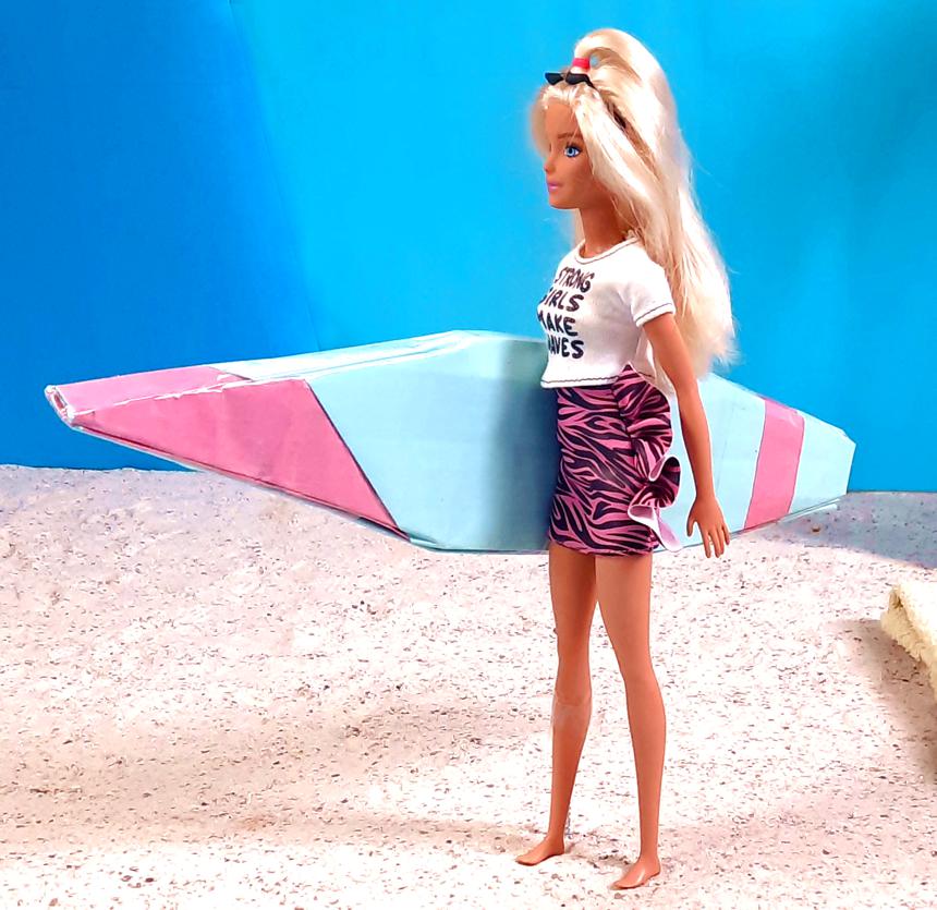 Barbie met surfplank Barbie met surfplank