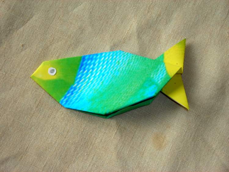 Card with a blue origami fish