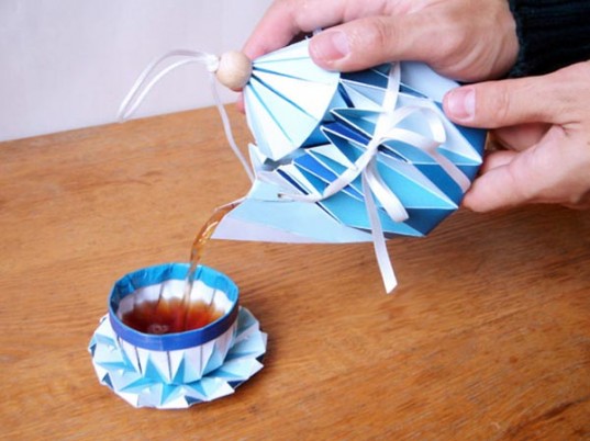 schattig origami theeservies van papier